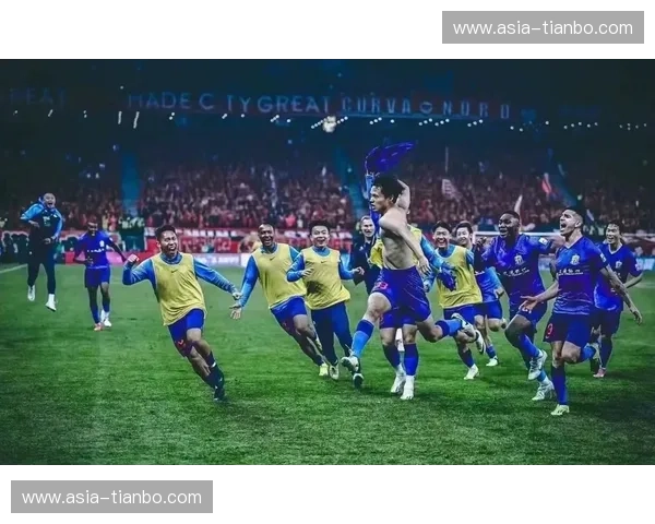 申沪风云再起，鲁豫争锋谁主沉浮？——绿地申花与山东泰山恩怨情仇录